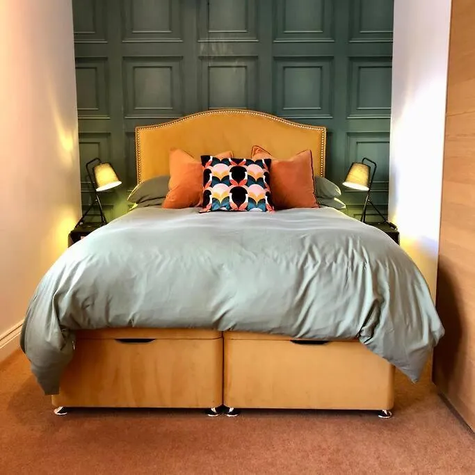 Bank Building Apartments Barnoldswick